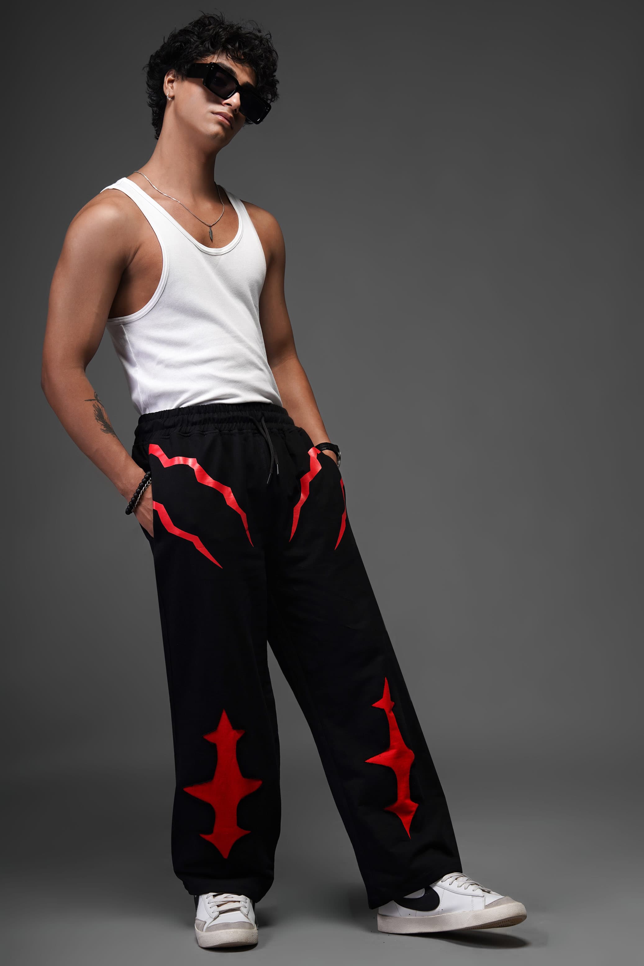 givawibe Modern Track Pants – Minimal Streetwear Joggers with Contemporary Fit